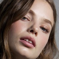 Kristine Froseth Desnuda