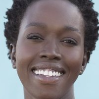 Kuoth Wiel Desnuda