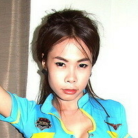 Ladyboy Guide Desnuda