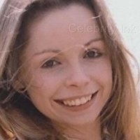 Lalla Ward Desnuda
