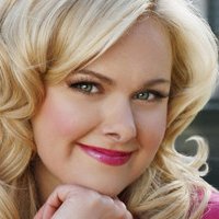 Laura Bell Bundy Desnuda