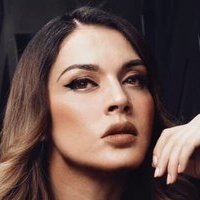 Laura Caro Desnuda