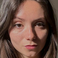Laura Llobet Desnuda