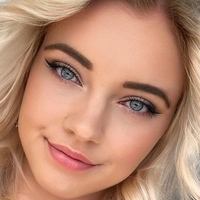 Laura Desnuda