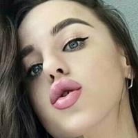 leeeeyyyla Desnuda