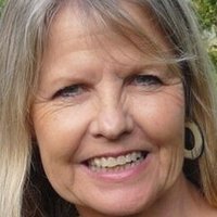 Linda Hutton Desnuda