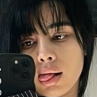 linnnna._ Desnuda