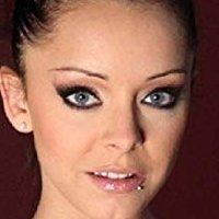 Liza Del Sierra Desnuda