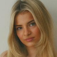 Lotta Desnuda