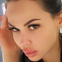 Lovalova Desnuda