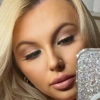 Lovinhales Desnuda