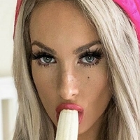 Lucie Tabitha Desnuda