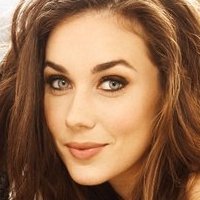 Lyndon Smith Desnuda