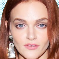 Madeline Brewer Desnuda