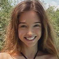 Madijones Desnuda