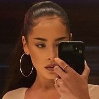 Maeta Desnuda