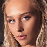 Maren Turmo Desnuda