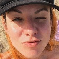 Mari Moon Desnuda