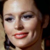 Marianna Hill Desnuda