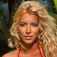 Mariella Pappa Desnuda