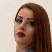 Martina Dimovska Desnuda