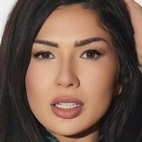 Melanie San Roman Desnuda