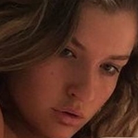 Mia Melano Desnuda