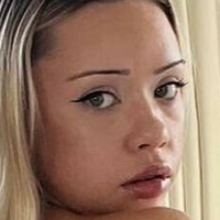 Mia Melone Desnuda