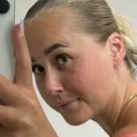 Miiilleb Desnuda