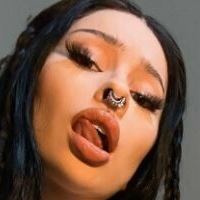 Mikaylarez Desnuda