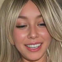 Mila Solana Desnuda
