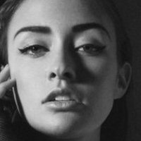 Miss Illya Desnuda