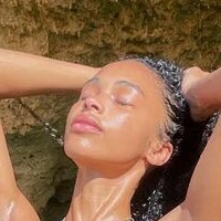 Monroe Capri Bryant Desnuda