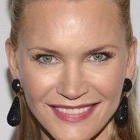 Natasha Henstridge Desnuda