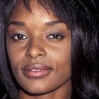 N'Bushe Wright Desnuda