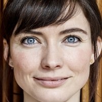Neel Rønholt Desnuda