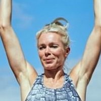 Nell McAndrew Desnuda