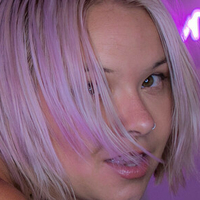 Nicky Dark Desnuda