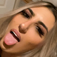 ninakhalifaa Desnuda