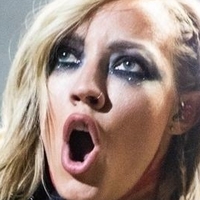 Nita Strauss Desnuda