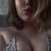pet-me-softly Desnuda