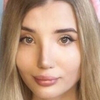 Polizistin Julia Desnuda