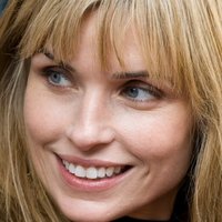 Polly Shannon Desnuda