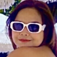 Praew Desnuda