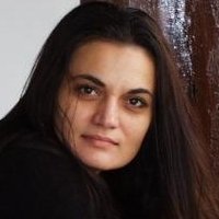 Radita Rosu Desnuda
