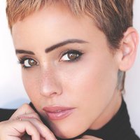 Raychel Diane Weiner Desnuda