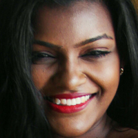 Regina Thoolasha Desnuda