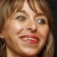Renata Wife Desnuda
