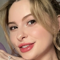 reneesrealm Desnuda