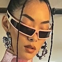 Rina Sawayama Desnuda